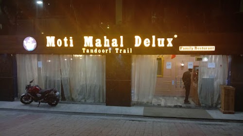 Moti Mahal Delux - Family Restaurant
