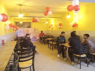 Kolhapuri pizza