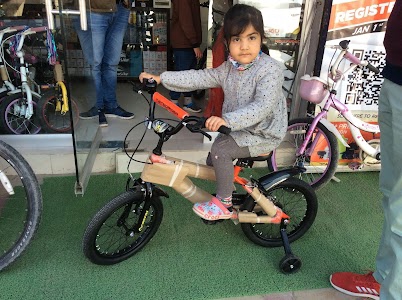 PEDAL SHOPPE (FIREFOX & TREK BIKES STUDIO)