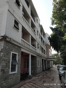 Officers transit hostel