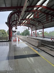 Metro Station IT College