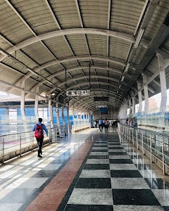 Santacruz Railway Station Public Toilet