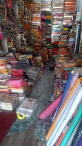 Sanjay Kapde Wale