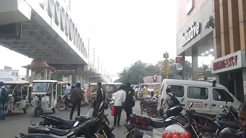 Awadh Hospital