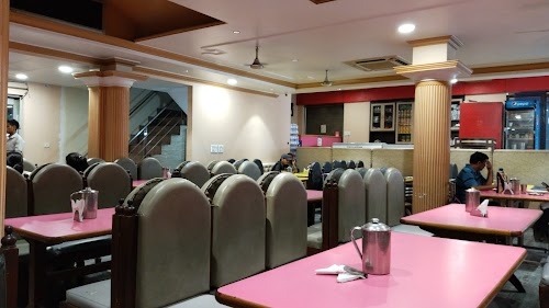Shahi Daya Restaurant