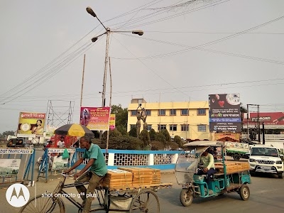 Sahapur Setu More