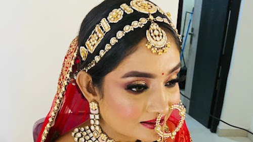 MakeoversbySrishti