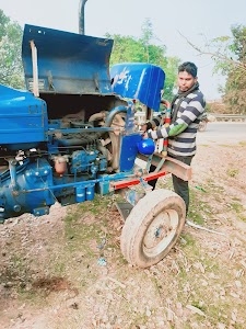 Gulzar Bike and Car Repair Shop