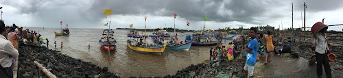 Wadrai Beach (वडराई बीच)