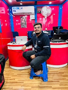 Lucky Cyber Cafe