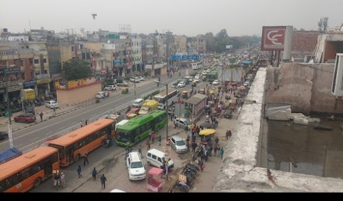G T B Nagar, Mukherjee Nagar