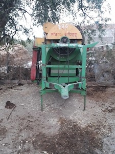 Natthu Khan. Tractor Contractor