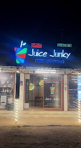 Cafe Juice Junky