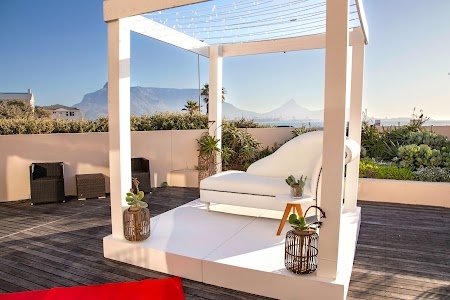 Lagoon Beach Hotel & Spa