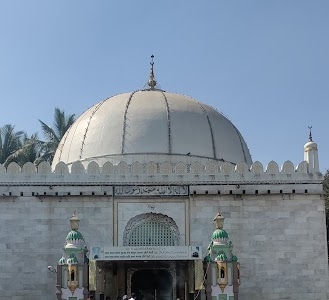 Dargah Hazrat Khawaja Shamna Mira Rh miraj