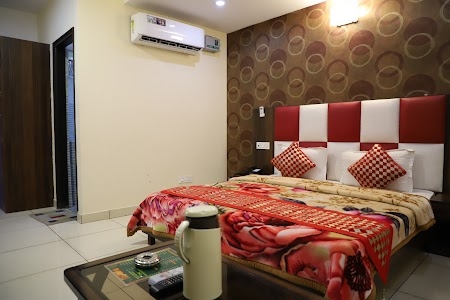 HOTEL ESS PEE 91