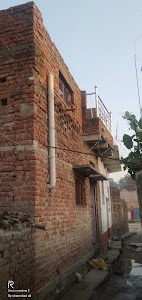 Madhaya Vidyalaya,Banarpur