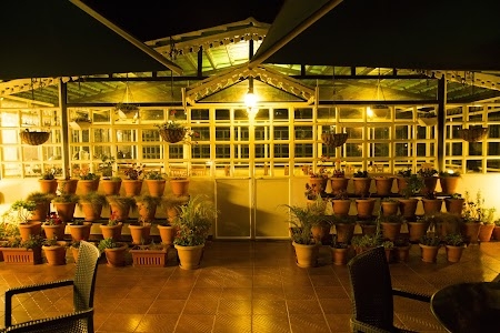 Garden Manor
