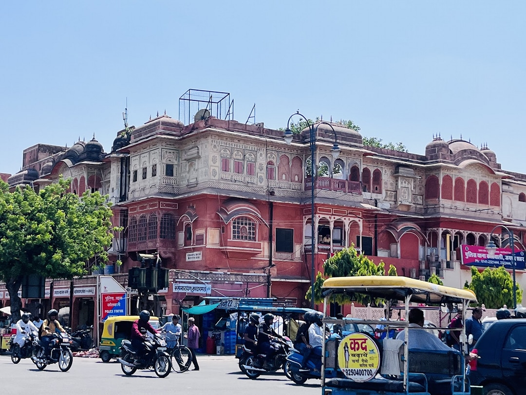 Kishanpole Bazar