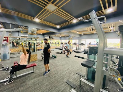 Curl Fitness Gym