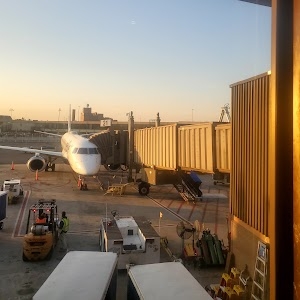 Newark Liberty International Airport (EWR)