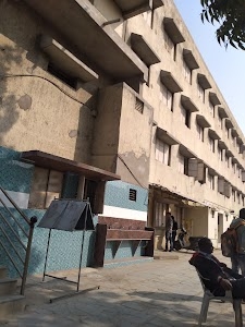 R H Patel Arts and Commerce College