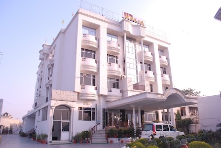 SPOT ON 64342 Hotel Walia Inn