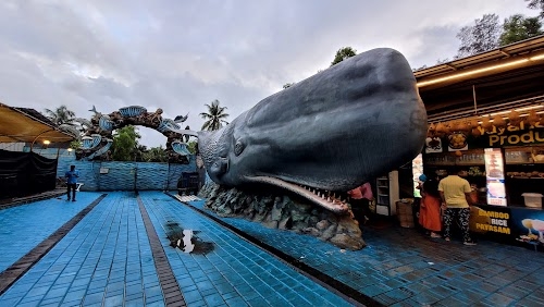 MARINE WORLD PUBLIC AQUARIUM EDAKKAZHIYUR OFFICIAL