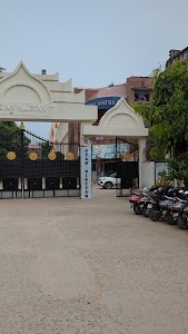 Gyan Niketan School