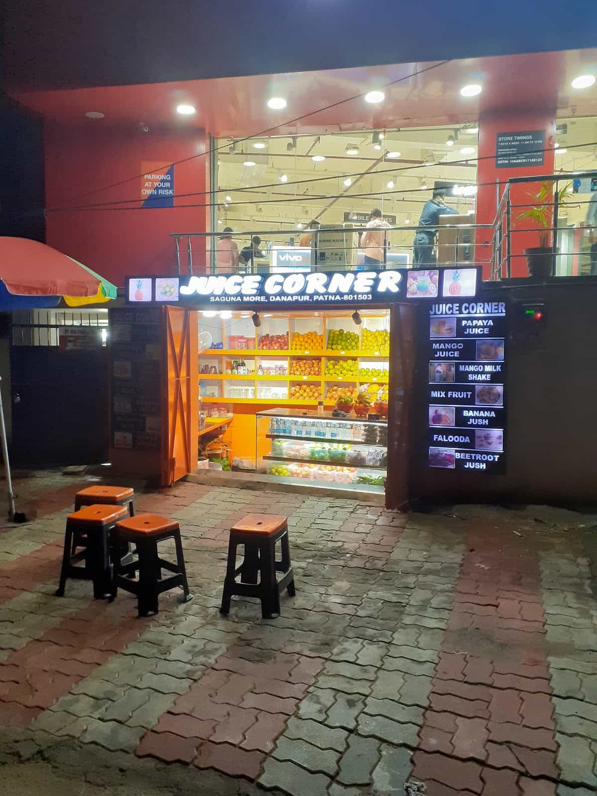 Jucie corner