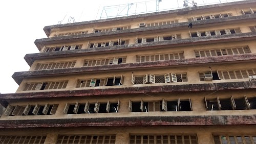 HABIB COLLEGE, KESAR BAUG HALL