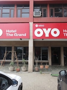OYO 4892 The Grand Hotel Chandigarh
