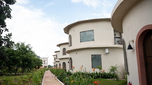 Narwar Lakefront Resort