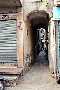 Bharuji ka mandir ,sarafa ki pole