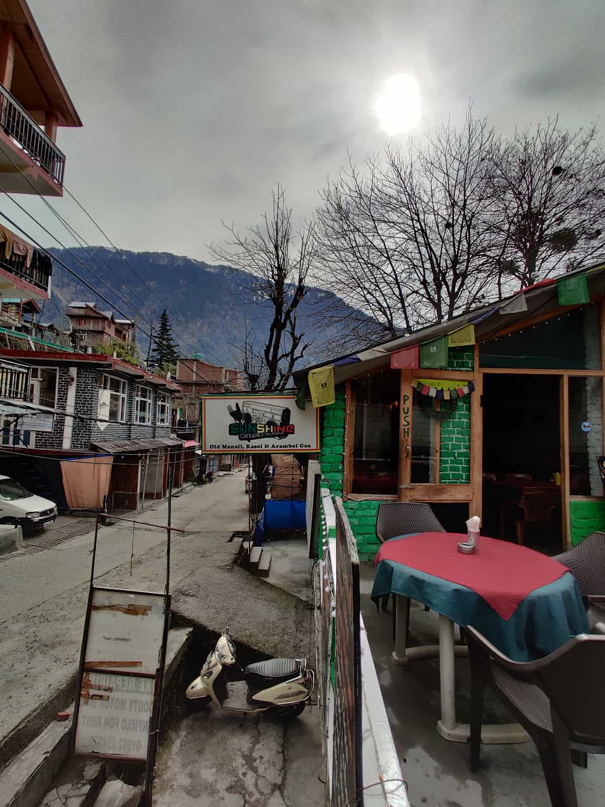 Sunshine Cafe