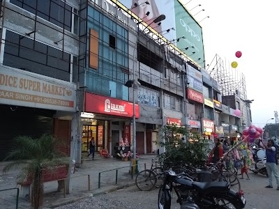 Dugri Urban Estate Phase 1 Market
