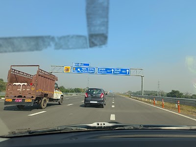 Delhi Mumbai Expressway