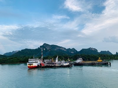 Donsak Pier Surat Thani