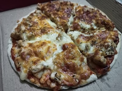 Home Pizzeria & Cakes