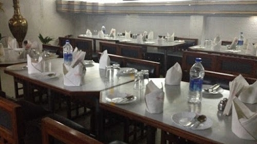 Classic Restaurant - Treat