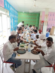 Taj Hotel & Family Restaurant