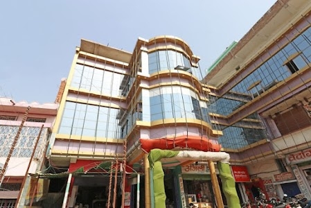 SPOT ON 40456 Hotel Rahul