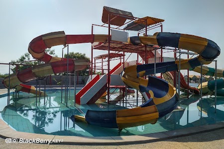 RiverGreen resorts & club