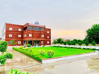 Doll International School