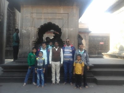 Dipak Kirana Store