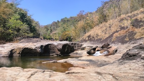 Kaalikesam Waterfalls