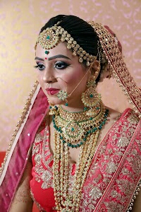 Beauty Parlour near me/ Shital Beauty Salon