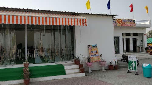 Madhuram Restaurant