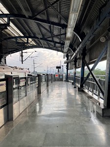 Sukhdev vihar metro station
