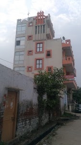Friends Colony West